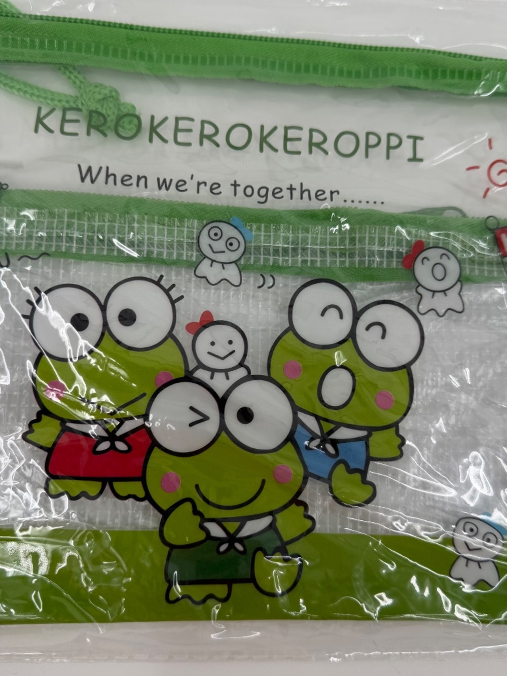KeroKeroppi PVC Mesh Pouch NEW Bag Zipper Medium Green Clear - Picture 2 of 9